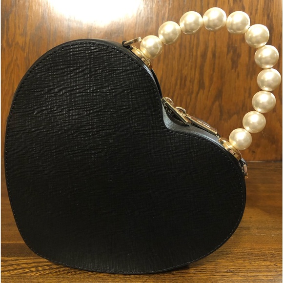 NWT-Kate Spade-Love Shack Heartđź–¤Crossbody-Faux Pearl Handle-Strap-Black-$399 - Picture 4 of 16